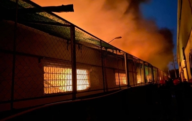 Cháy lớn ở nhà kho Công ty Sunhouse - KCN Tân Tạo